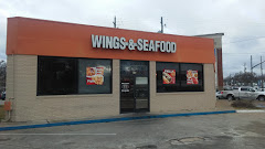 Chicken Wings near Redwood Inn